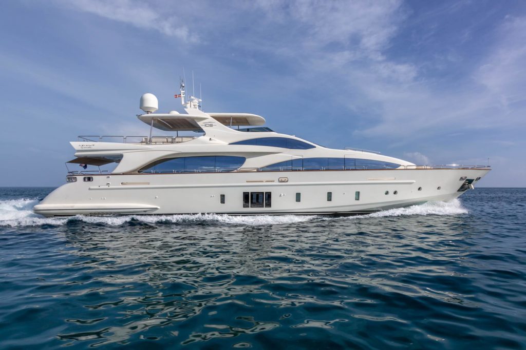 Azimut 105 Luxury Yacht Charter Panama Boat Rentals